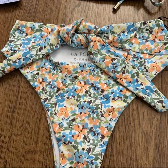 La Porte Floral Bikini Set - Multicolor size XS NWT tube top sexy beachwear